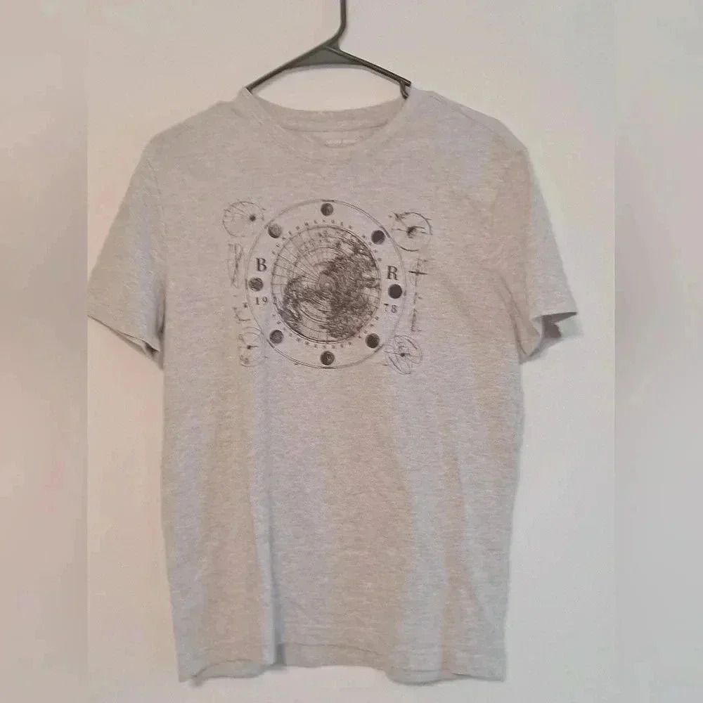 Banana republic T-Shirt Size Small